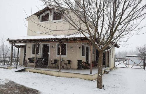 Το σπίτι στο αγρόκτημα - Foto 30