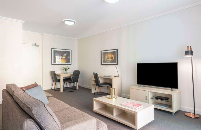 Oaks Brisbane Festival Suites - Photo 31