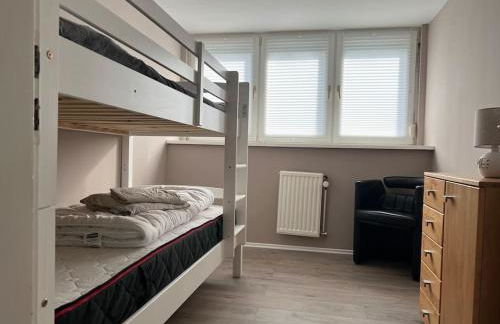 Geräumiges Haus mit viel Platz, Garten und den Parkplätzen - Foto 10