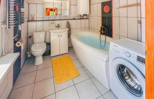 3 Bedroom Lovely Home In Nowe Warpno - Foto 29