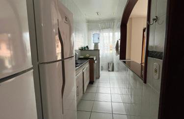 Apartamento amplo, 180m da praia - Foto 9