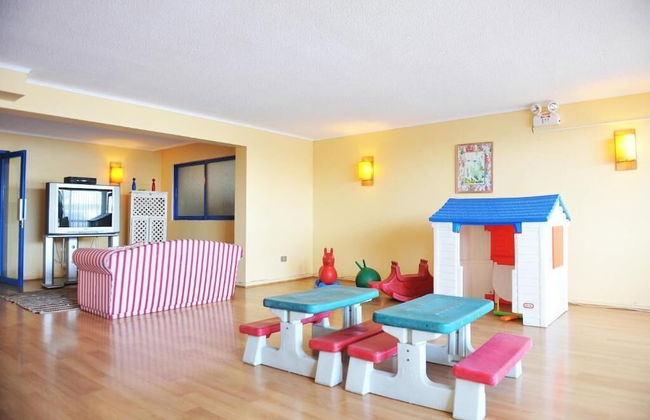 MR Mar Suites - Photo 49