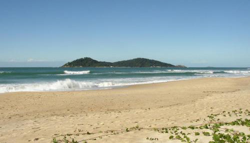Apartamento no Campeche a 100 metros da Praia - Foto 4
