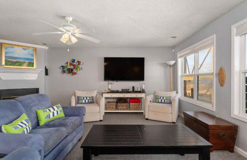 OBX 4BR Oceanfront Cottage - Foto 13