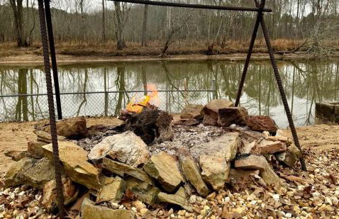 Peaceful Lakeside Covered Airstream with Firepit & Kayaks Near Centre, AL - Photo 5