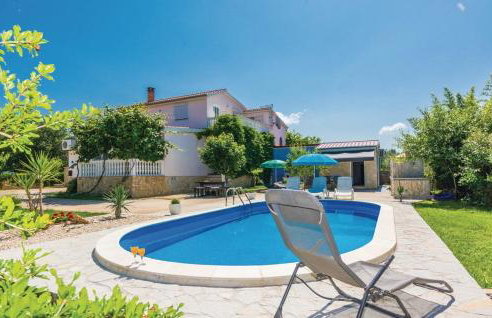 Villa Surać - Foto 1