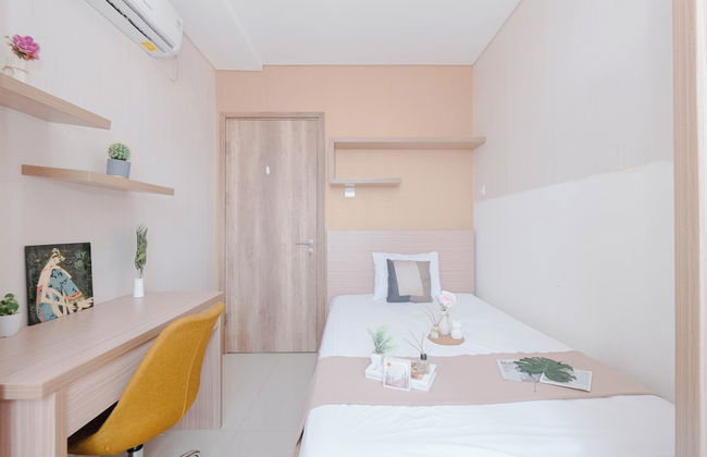 Fully Furnished 2BR Apartment at Pejaten Park Residence - Photo 5