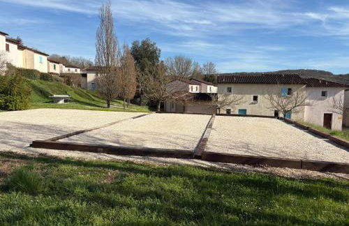 CONFORTABLE MAISON DANS VILLAGE VACANCES AVEC PISCINE A CAJARC - Photo 19