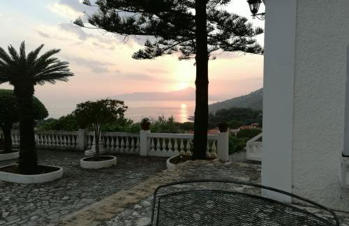 Villa Venezuela 1° Piano - Foto 8