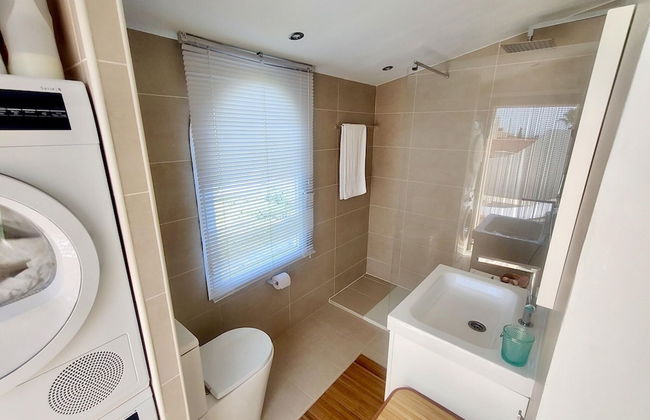 Relaxed Retreat With Pool - Photo 27