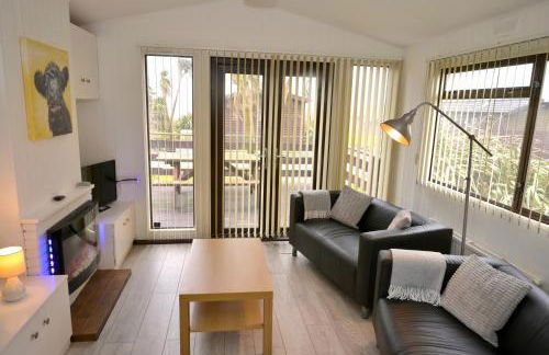 Bunnahabhain 5 - Farm Stay - Stunning sea and rural views - Photo 3