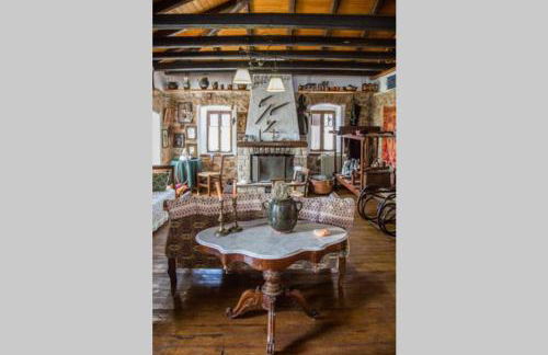 PONTINOS OLD HOUSE - Photo 15