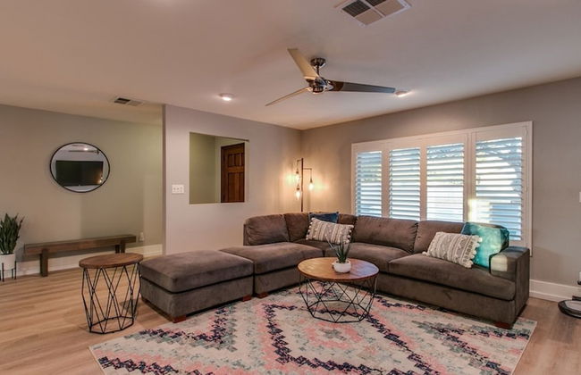 Relaxing 4 Bdrm Retreat in the Heart of Scottsdale - Foto 13