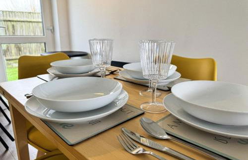 Dog Friendly Kessingland Chalet | Coastal Retreat - Photo 17