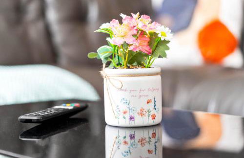 Mint drive 2 Beds With Secure Car Or Van Park w WiFi-Netflix No Deposit Required - Foto 27