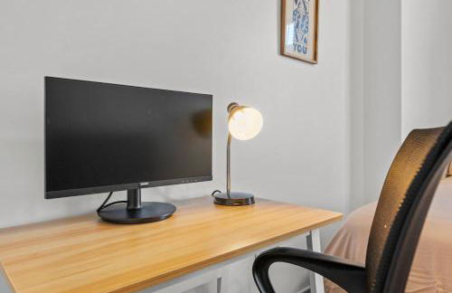 Urban Oasis - Balcony, Free Parking, Views, Gym - Foto 18