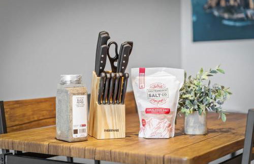 DT Gym Pet Friendly 1 Bus to Clinic or CSU - Foto 6