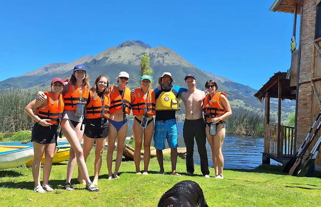 Paseo en canoa por el lago San Pablo - Foto 3