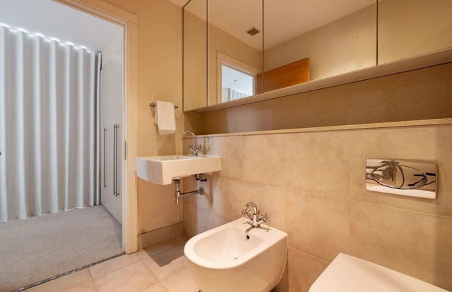 The Riverside Residence - 3bdr Flat With Balcony - Foto 22