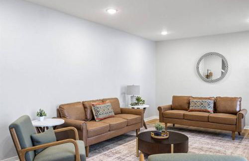 Boho Beauty Newly Remodeled 4BD 3 FULL BATH - Foto 49