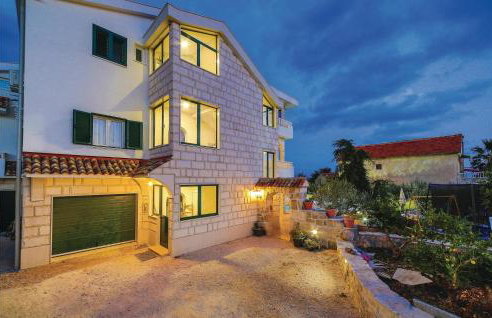 Gorgeous Home In Trogir With Sauna - Foto 28