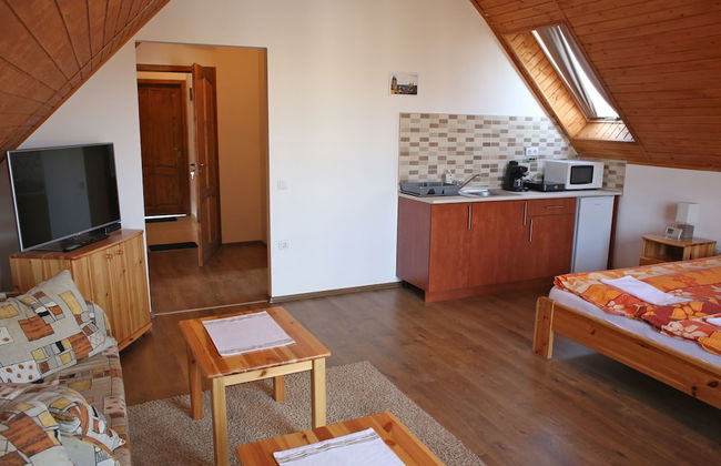 Szabolcs Apartments - Photo 7