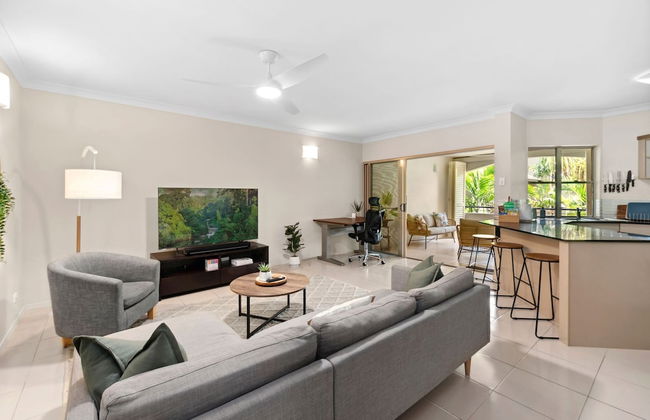 Tropical Bliss - Cairns 9 Pools BBQ Gym - Foto 1