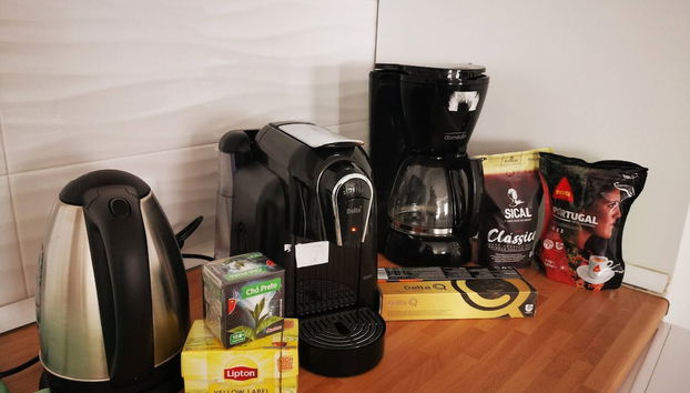 Kaffee und/oder Kaffeemaschine