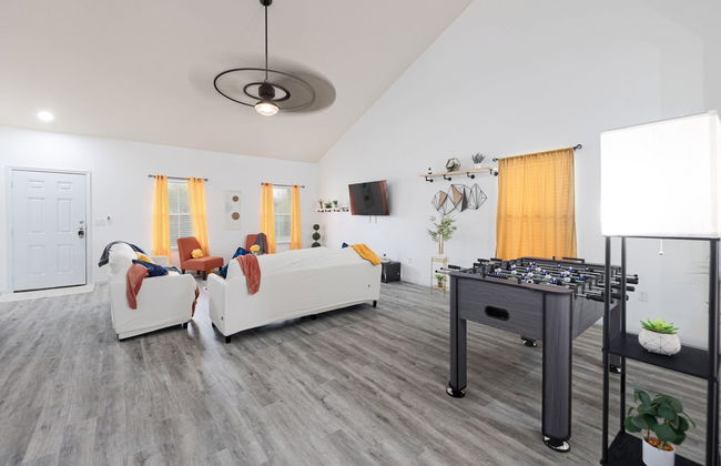 Hot Tub Foosball Fenced Yard Parking - Foto 10