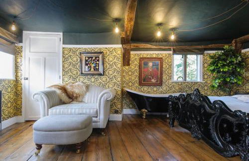 The Famous Harry Potter House, Hot Tub, Cinema Room, Sky TV - Foto 72