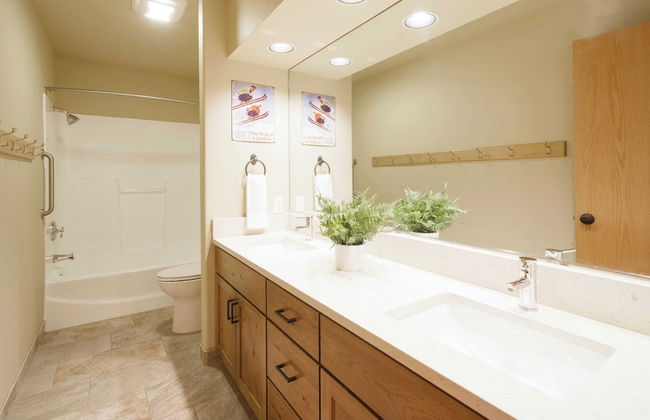 Sage Blush by Avantstay Upgraded 4 Bdr/chefs Kitchen/ A/c/hot Tub! - Foto 30