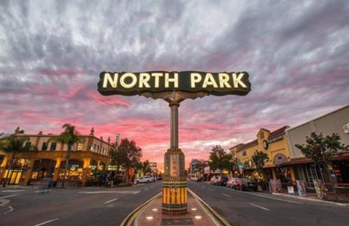 Casa San Diego - Spacious Getaway with Backyard, Firepit, Kid Zone - Foto 21