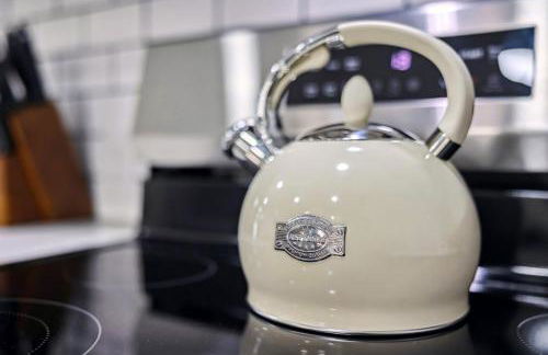 Spacious Home with Game Room - 9 mins from Cedar Point - Foto 22