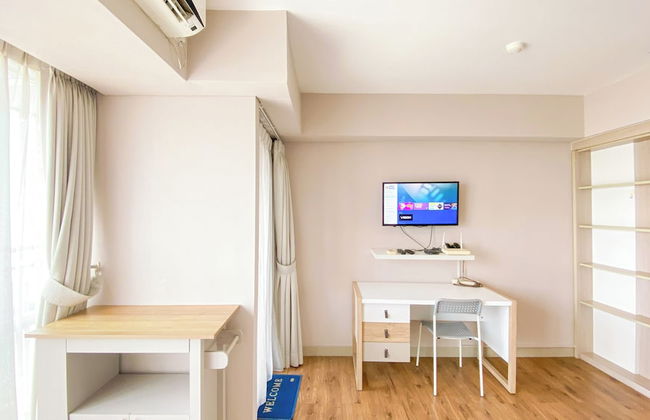 Homey and Good Studio at H Residence Apartment - Foto 16