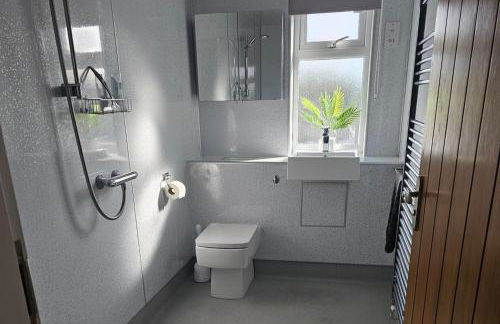 2 Bed Cottage-Sleeps 4-Harbour & Sea View - Photo 4