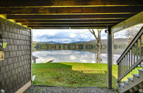 Lakefront New Hampshire Hideaway with Deck and Views - Foto 32