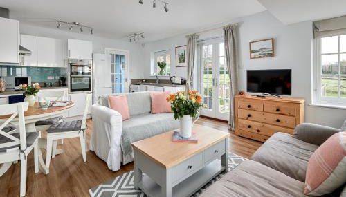 Garden flat near Goodwood with stunning views - Foto 3