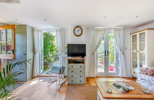 Candlewick Cottage - Photo 5