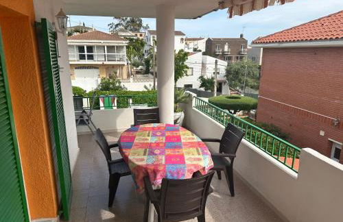 Piso superior tranquilo terraza y vistas A 45 min de Barcelona - Foto 32