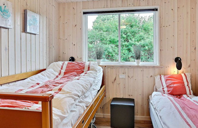 Pet Friendly Holiday Home in Dronningmølle near Sea - Foto 17