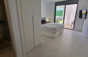 Apartment Infinity Vanian Gardens - Photo 4