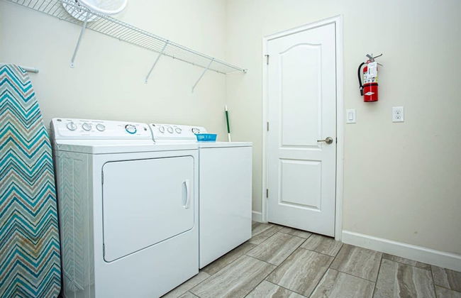 Luxury 5Bd w Jacuzzi Pool Near Disney 5528 - Foto 145