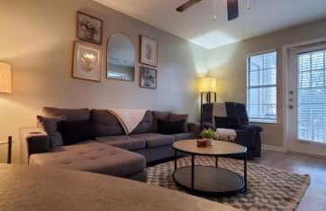 Comfortable Stay Near UT and Downtown Austin - Foto 11