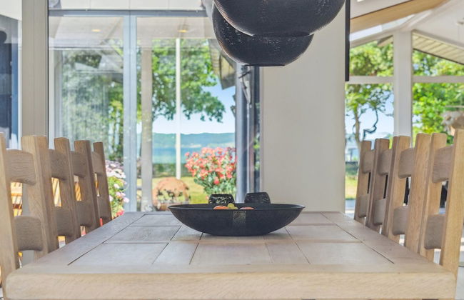 "Kennet" - 30m from the sea - Photo 17