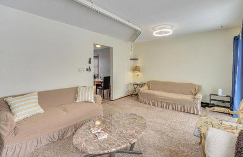 Walk to Crooked Lake Beach and Dtwn! Home with Patio - Foto 4