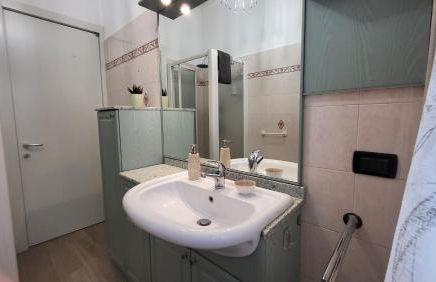 Bilocale Manuela in via Signorelli a Garbagnate Milanese - Photo 22