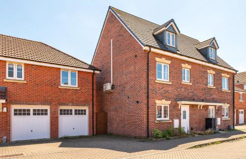 Swindon Modern Large House with Garden Sleeps 7 - Foto 2