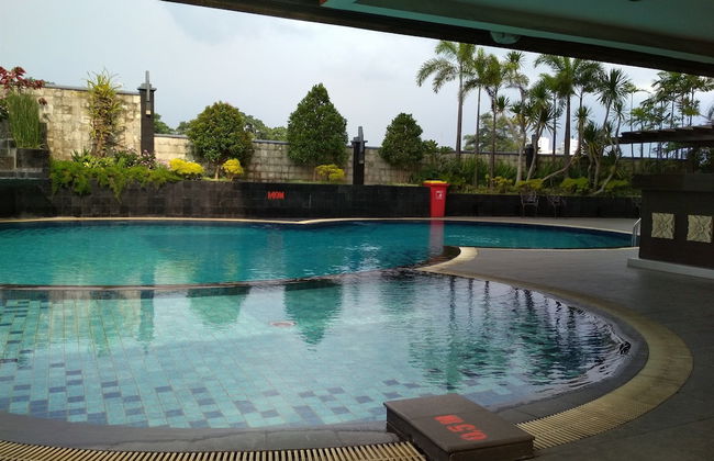 Spacious Studio Room at Grand Setiabudi Apartment - Photo 28