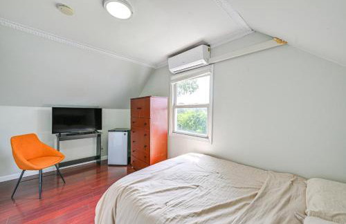 Long Island Duplex By Airport and Train - Foto 20