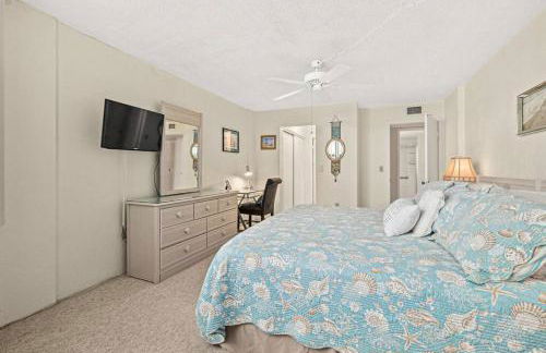 Cozy Ocean Condo with Pool Small Dog Friendly - Foto 21